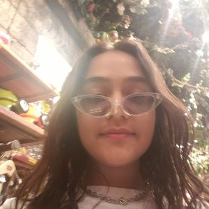 Meet your Posher, Isabella